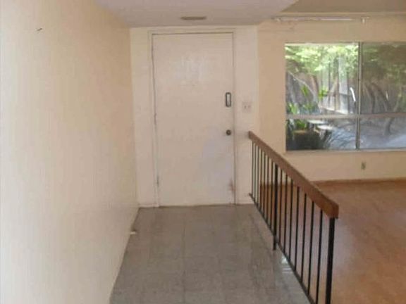 4th image of 2211 Ceciana Dr