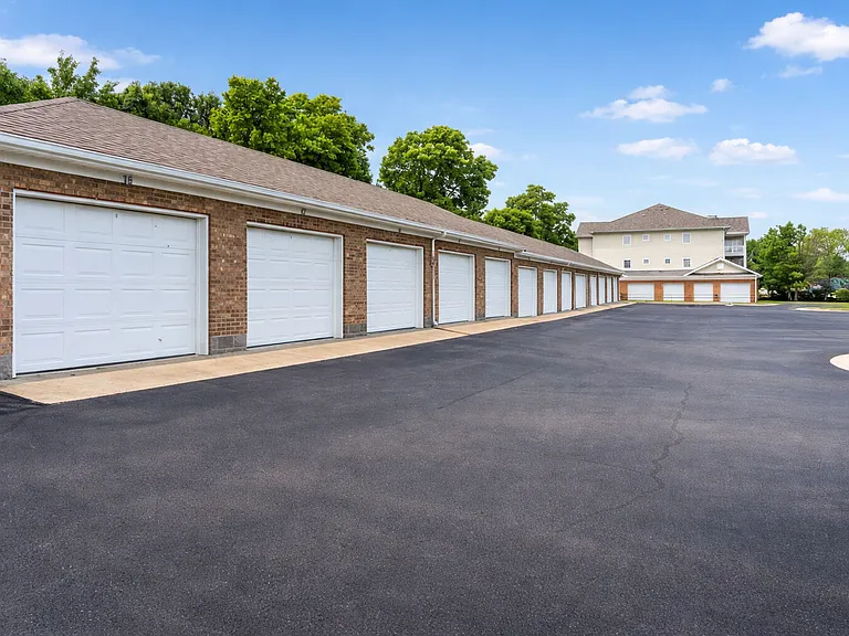 Palomar View Apartments — Photo 45