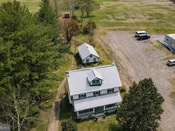 3rd image of 472 Daleville Rd