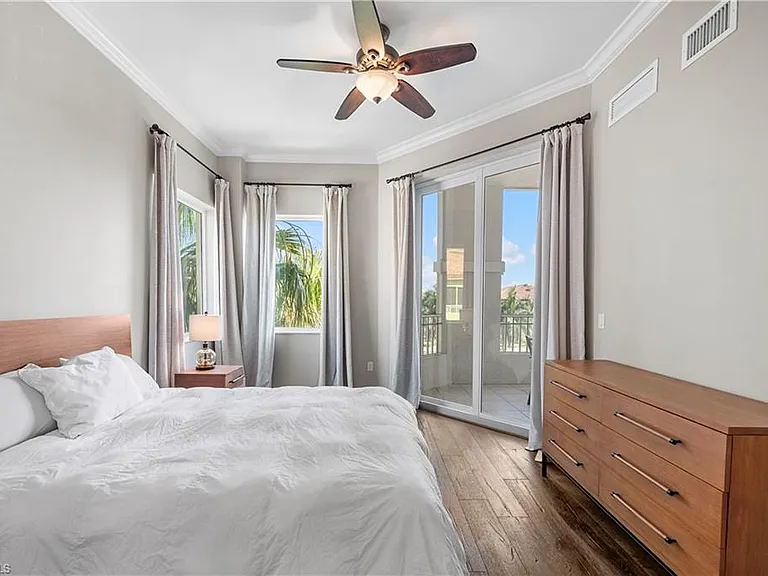 2738 Tiburon Blvd E #B-406 — Photo 14