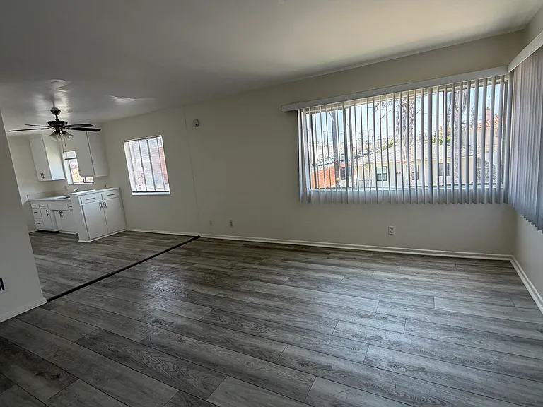 4443 W 130th St #D — Photo 2