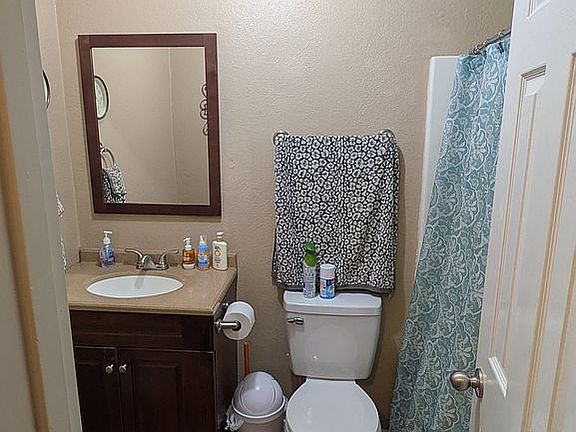 4th image of 611 N Lamar St