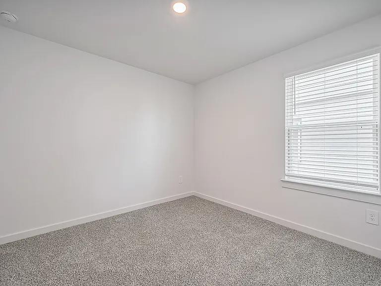 1535 Merulana Ln — Photo 14