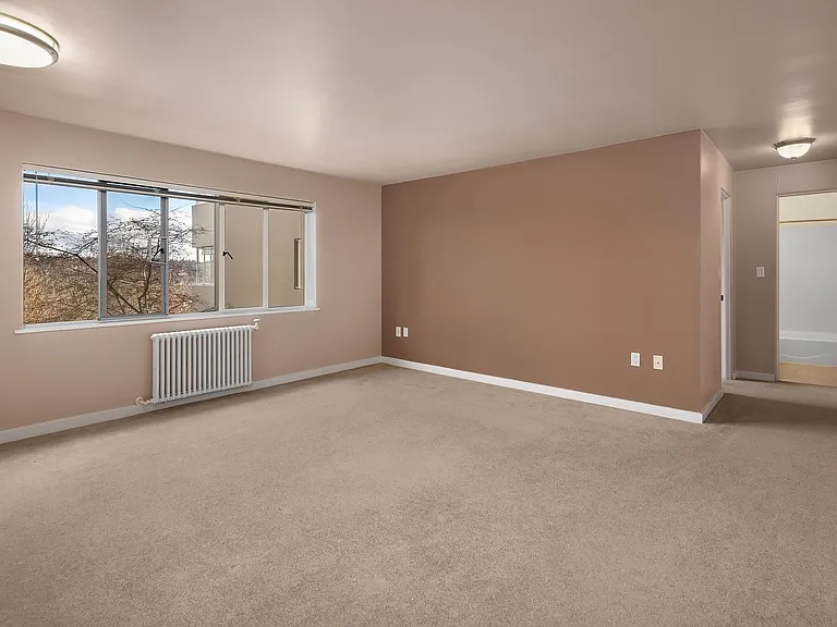 1800 Taylor Ave N #112 — Photo 12
