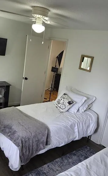 1309 Maple Leaf Ct — Photo 40