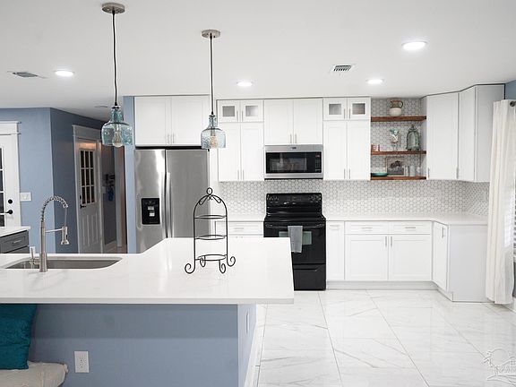 2nd image of 7723 Brandywood Dr