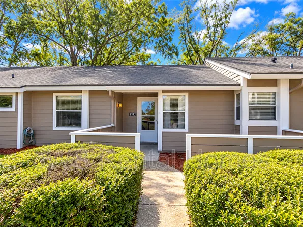 8342 Derbyshire Pl, Jacksonville, FL 32244