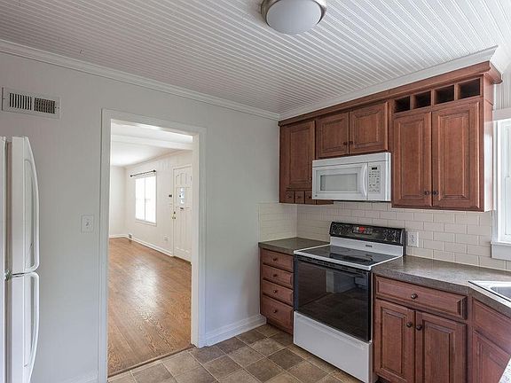 5th image of 5110 W 51st Ter