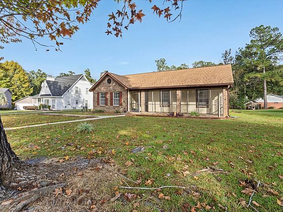 4th image of 20020 Lea Brook Pl