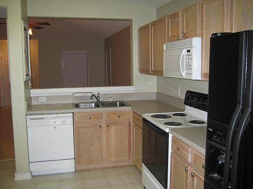 3rd image of 3727 Alcove Dr