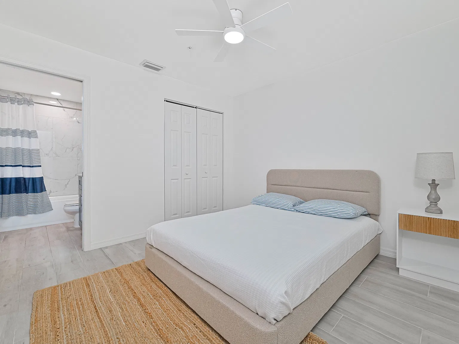 2 bed, 1050 sqft, $1,550 — Photo 4