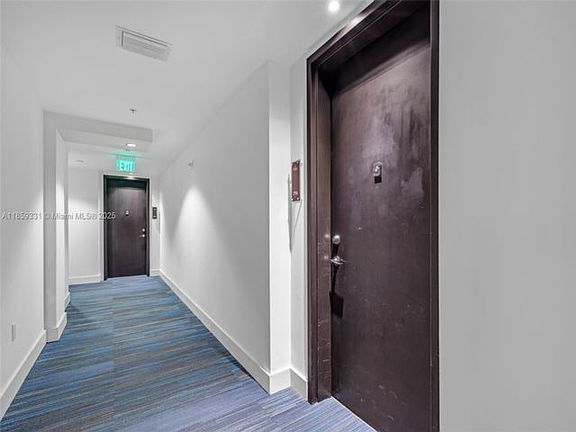 2nd image of 999 SW 1st Ave APT 2916