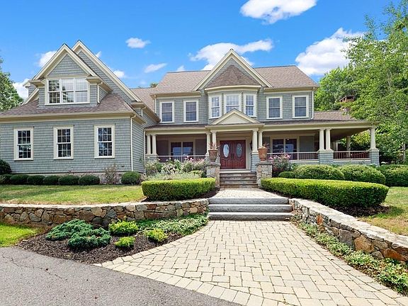 2nd image of 36 Heritage Ln