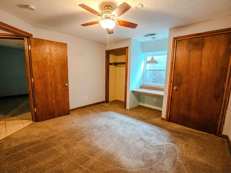 225 Parker Dr — Photo 34