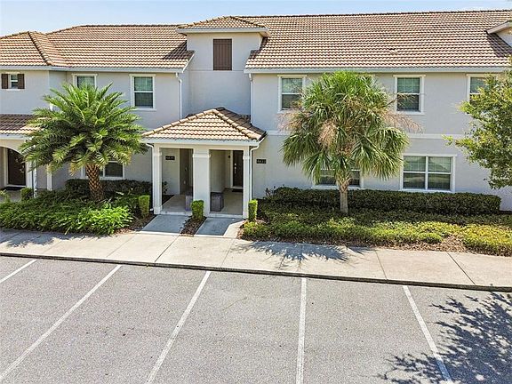 2nd image of 4833 ROMEO CIRCLE
