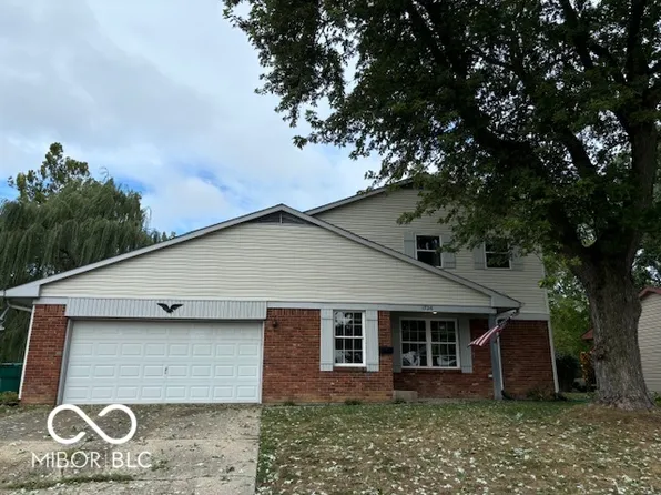 1726 Hemlock Ln, Plainfield, IN 46168