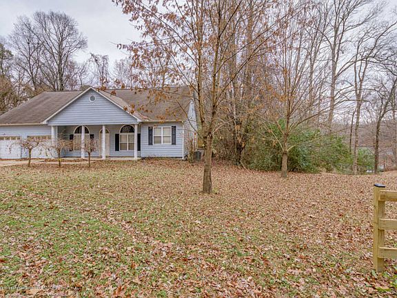 3rd image of 11299 Cypress Dr