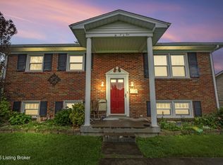 110 Alvina Way, Louisville, KY 40214