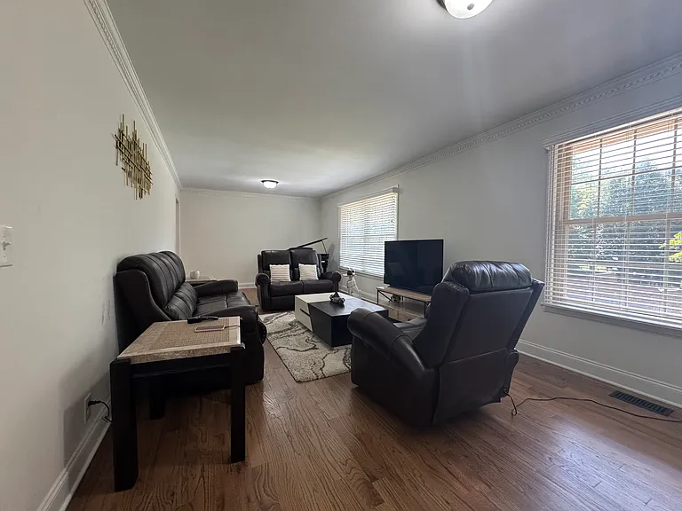 Lakeridge Dr — Photo 7