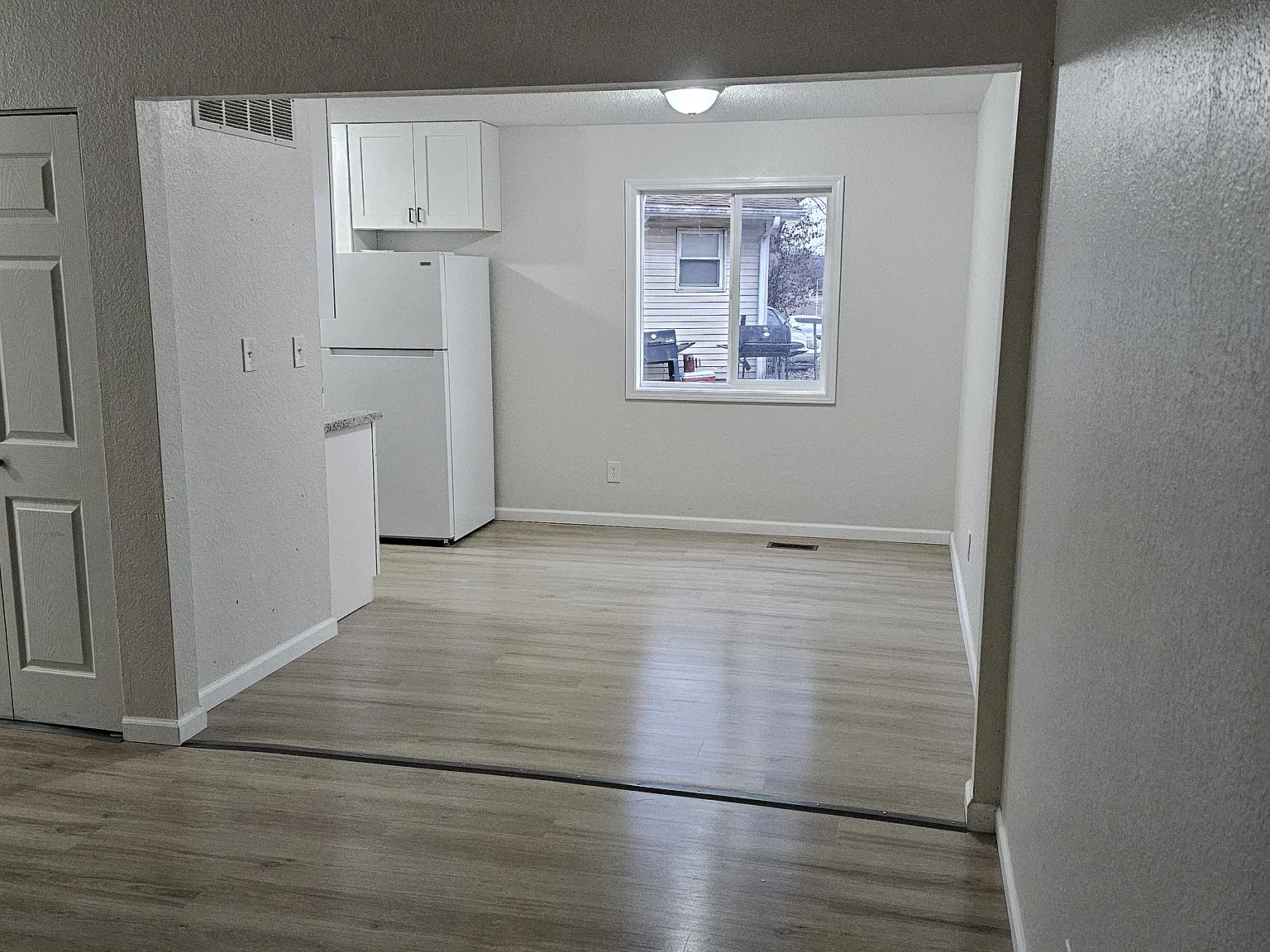 2 bed, 800 sqft, $950 — Photo 4