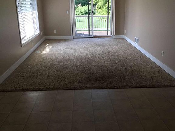 4th image of 7589 Whistlewood Dr SW