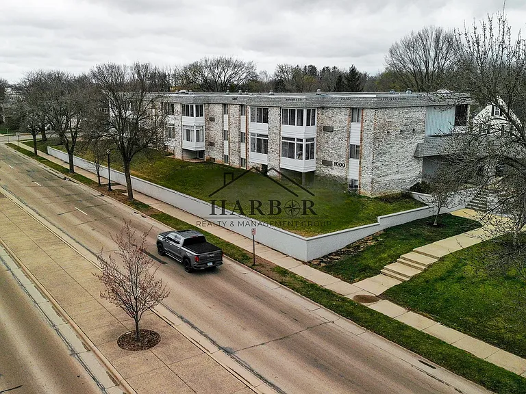 Blu Line Flats — Photo 57
