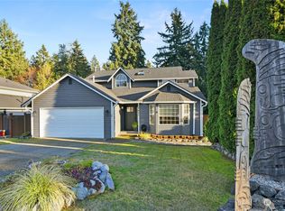 10421 Ashley Cir NW, Silverdale, WA 98383