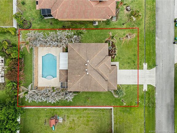3rd image of 5805 NW Breezy Brook Ct