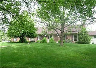 1st image of 2120 Lakeside Dr