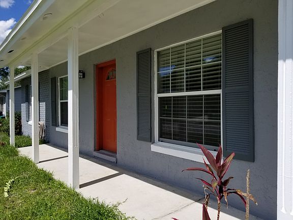 2nd image of 3460 Harrow Ln
