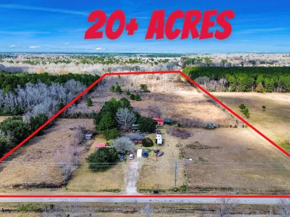 518 County Road 677, Dayton, TX 77535