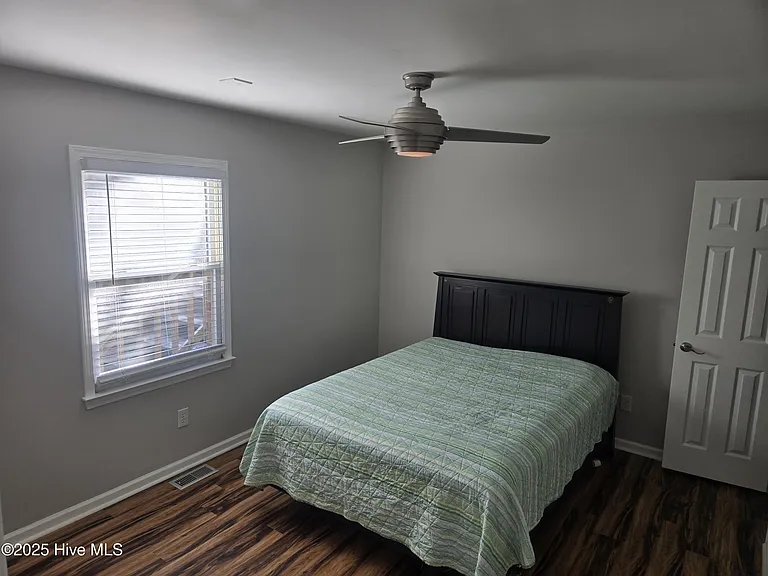 5901 McLean St — Photo 9