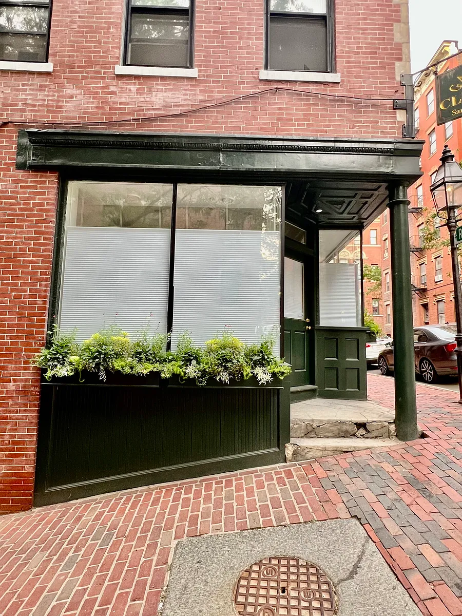 Building Photo - 15 Revere St #B
