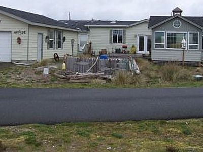1908 NW Admiralty Cir, Waldport, OR, 97394