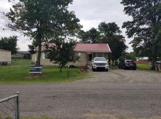 233 N Erie St, Canadian, OK 74425