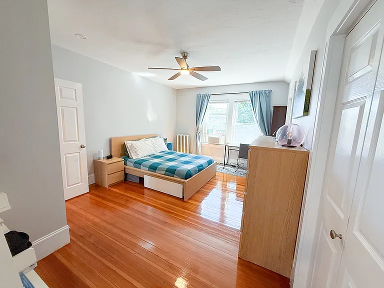 410 S Huntington Ave #3 — Photo 20