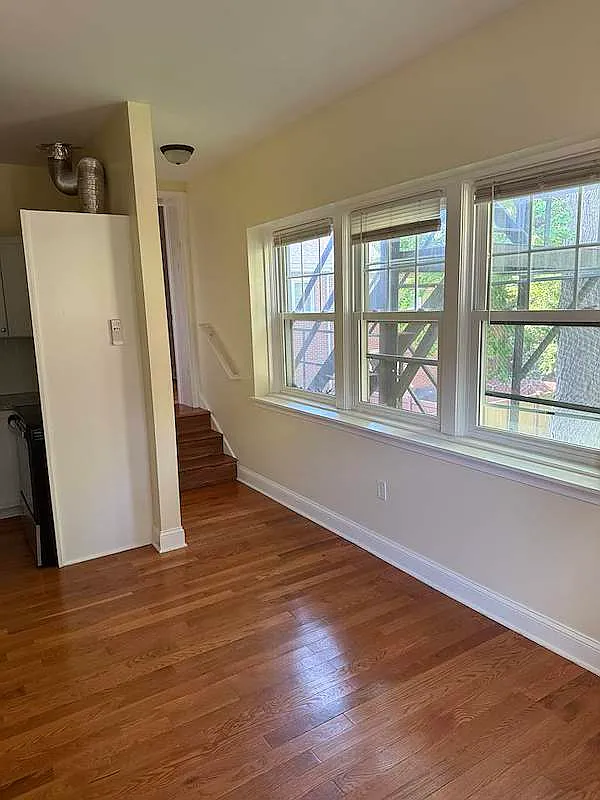 1 bed, 500 sqft, $1,300 — Photo 2