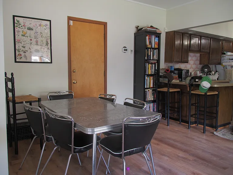 1043 Edmund Ave #1 — Photo 20