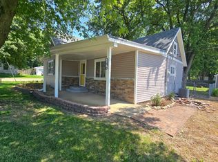 19010 Commercial St, Bloomington, IL 61705