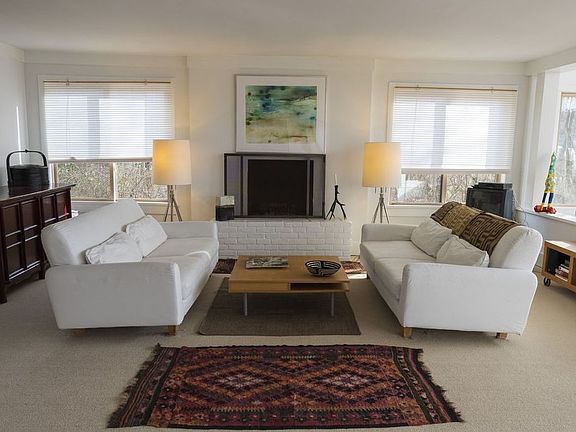 5th image of 73 Lake Dr