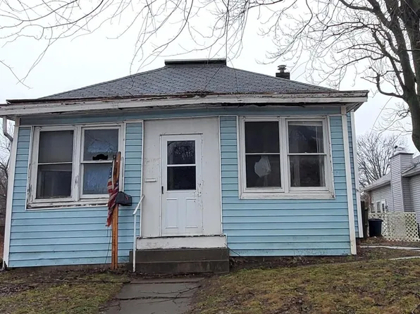 1608 Avenue #H, Fort Madison, IA 52627