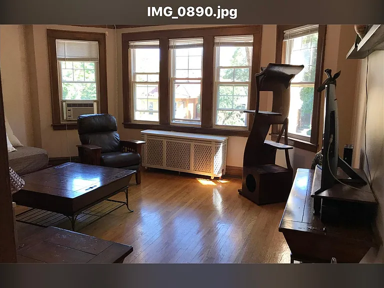 5440 N Christiana Ave #2 — Photo 5