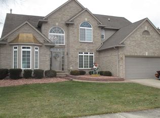 21287 Waverly Dr, Macomb, MI