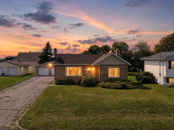 26 Beechwood Dr, Glace Bay, NS B1A 5X2