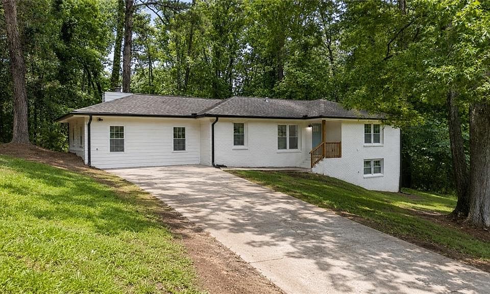 1st image of 39 Anita Pl SE