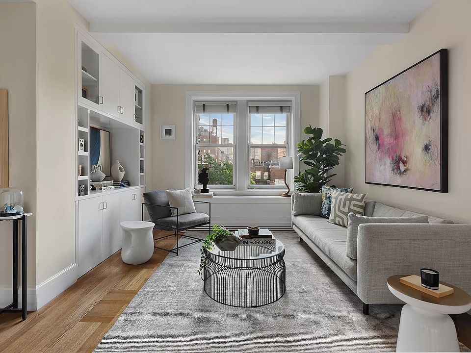 1st image of 27 W 72nd St #808