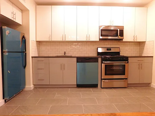 Rented by Citi Habitats | media 31