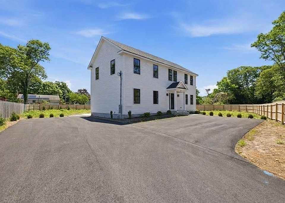 1st image of 157 Compass Cir