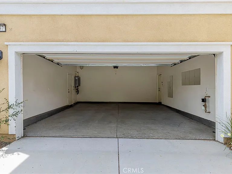 2957 Flagstaff — Photo 14