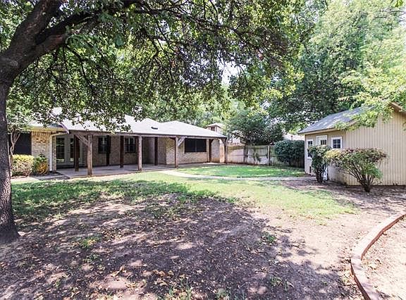 4th image of 506 Live Oak Dr